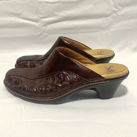 SOFFT Maroon Burgundy Embossed Leather Heeled Clogs Mules Womens SZ 9 - 100450 - Picture 4 of 9